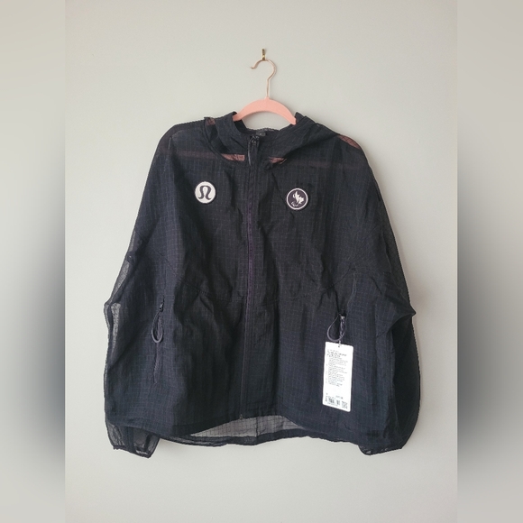🆕️ Lululemon Translucent Hooded Jacket - Picture 2 of 4